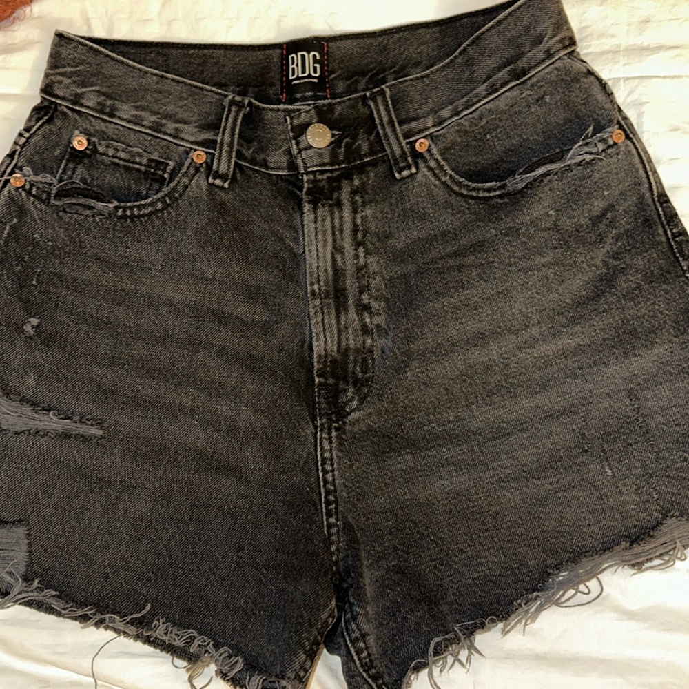 Urban Outfitters BDG Size 28 A-line Short. Excellent condition. Color: Black